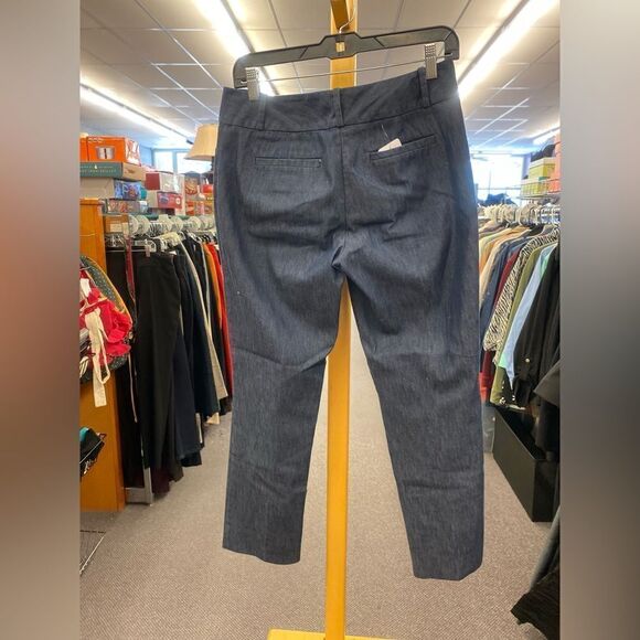 The Limited Ladies 6 Dress Jean Pants - Picture 3 of 3